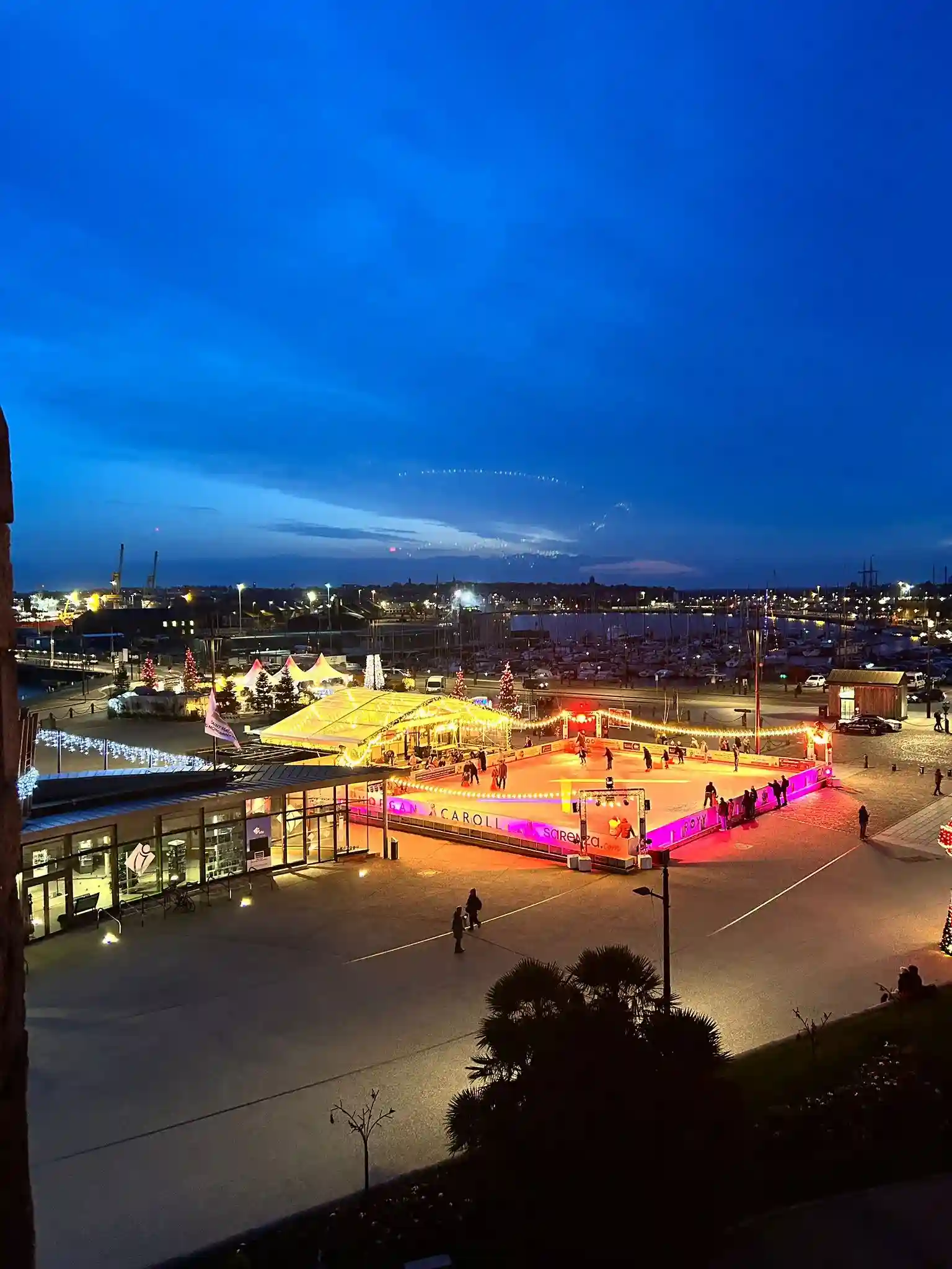 You are currently viewing Noël à Saint-Malo : une ambiance féérique entre traditions et animations