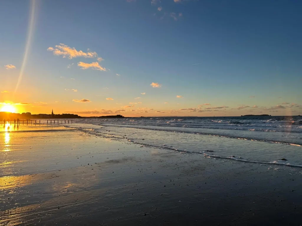 Plage-sillon-jefferson-daniel-immobilier-saint-malo-soleil